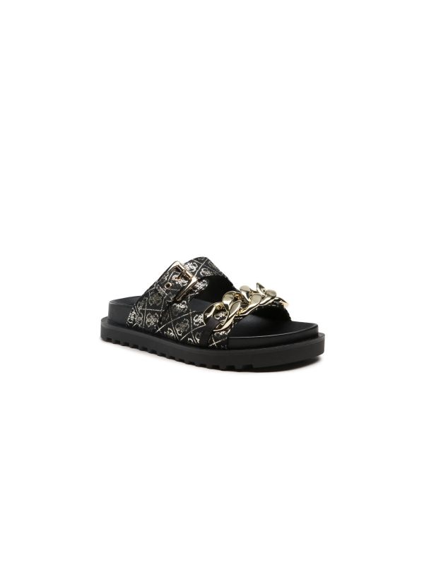 Дамски сандали Guess с метални акценти